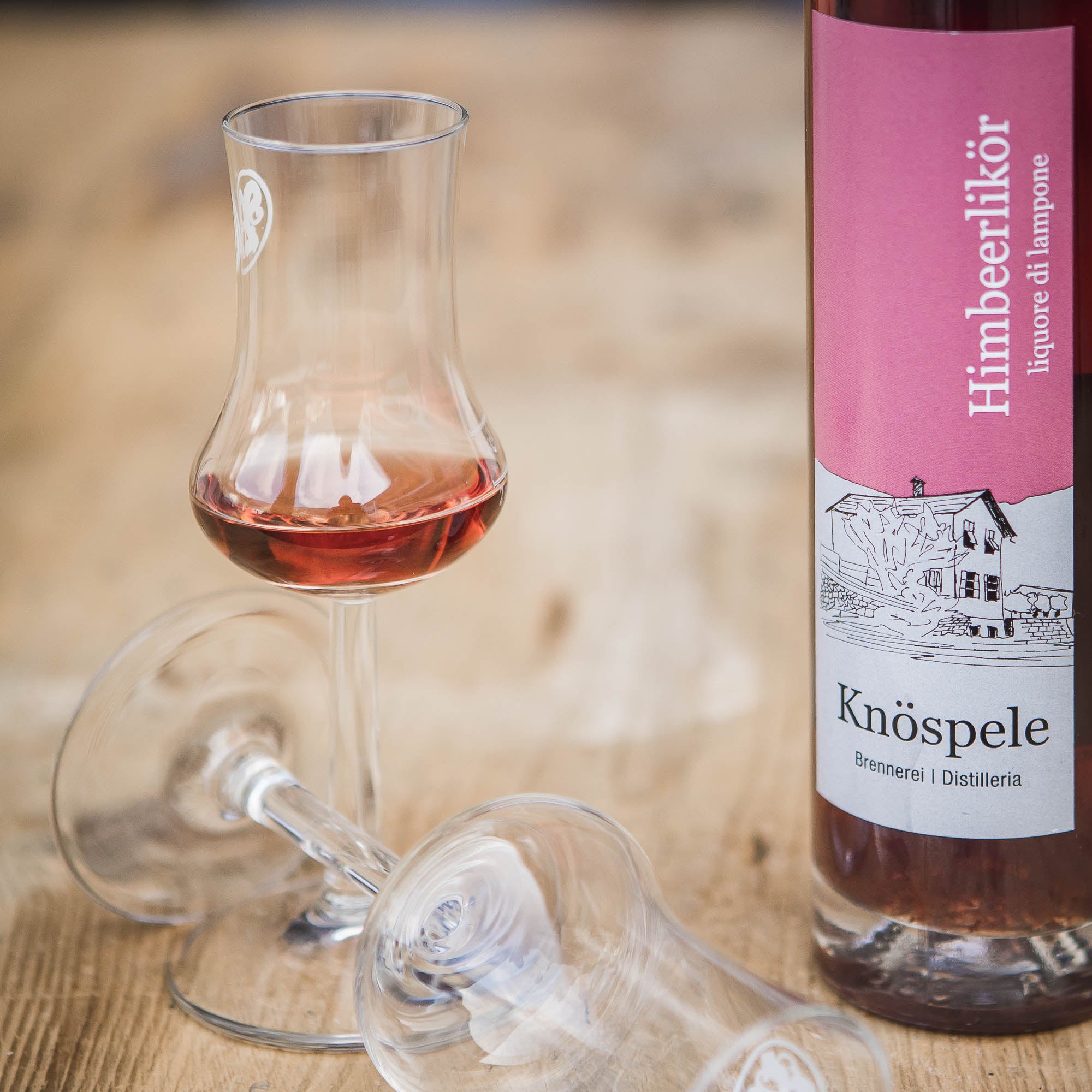 Himbeerlikör - Metzgerei Frick - Südtirol Himbeerlikör - Metzgerei Frick - Südtirol