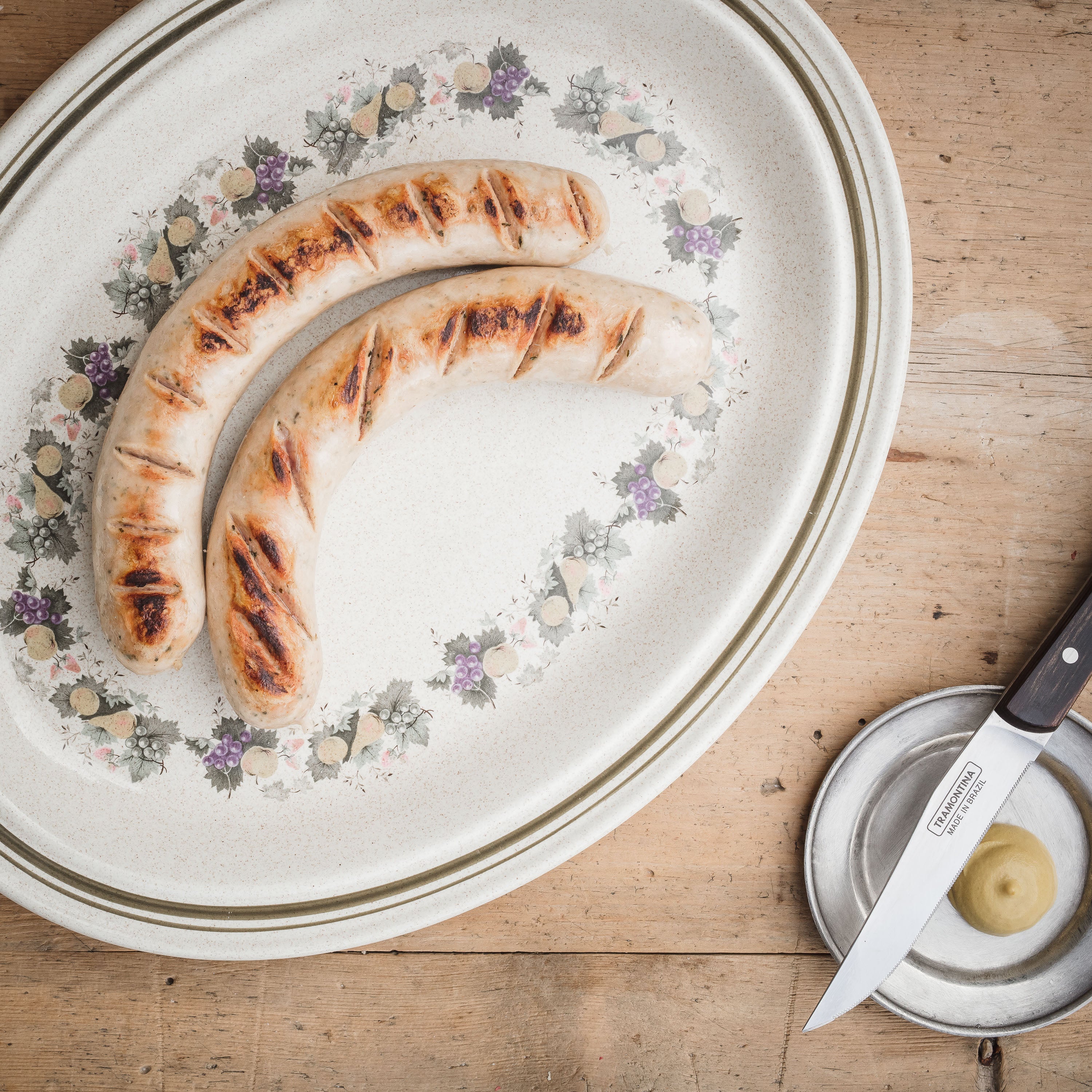 50 Weiße Bratwurst oder Bockwurst Pappteller mit Abriss 8x21cm 50 Weiße Bratwurst oder Bockwurst Pappteller mit Abriss 8x21cm